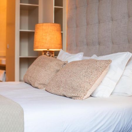 Paraiso Garden Suite--- Spacious & Downtown Porto Eksteriør bilde